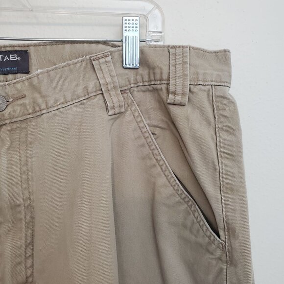 Levi's 90's Silvertab khaki colored cargo shorts - Picture 2 of 15